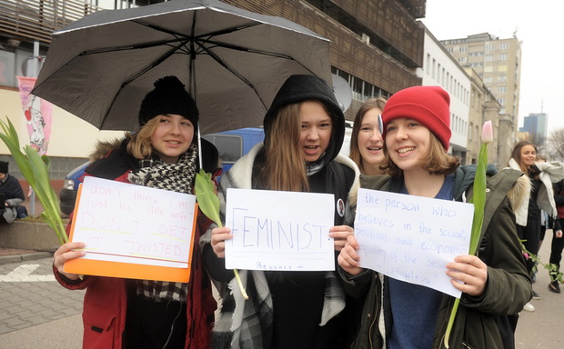 Mi?dzynarodowy strajk kobiet w Warszawie