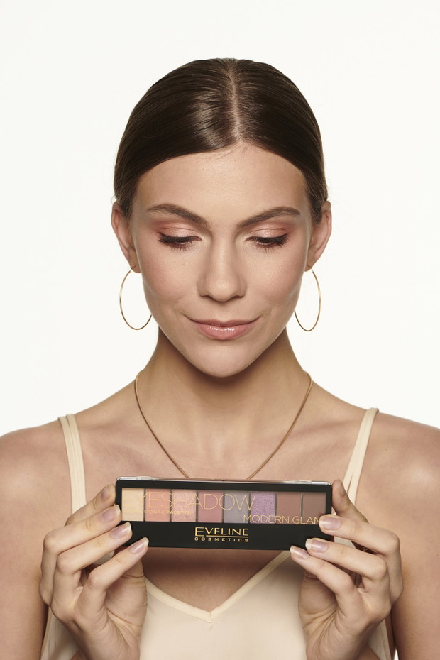 MODERN GLAM – ekspresowy, lekki makijaż dzienny