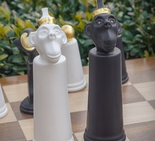 Porcelanowe szachy z Ćmielowa