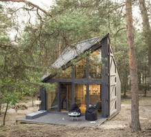Bookworm Cabin w Adelinie