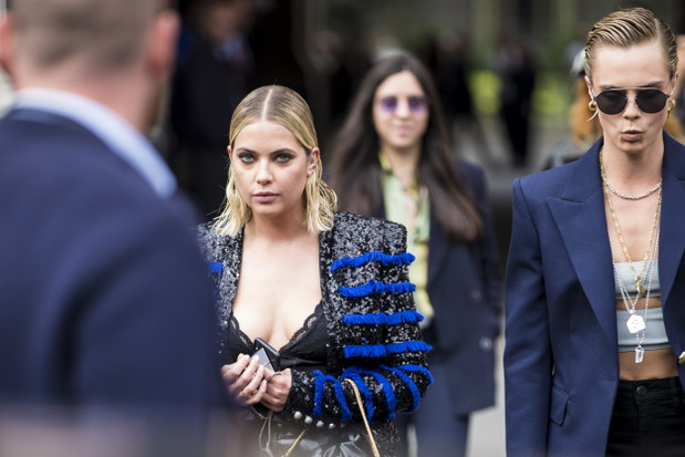 Cara Delevingne i Ashley Benson, 2018 rok.