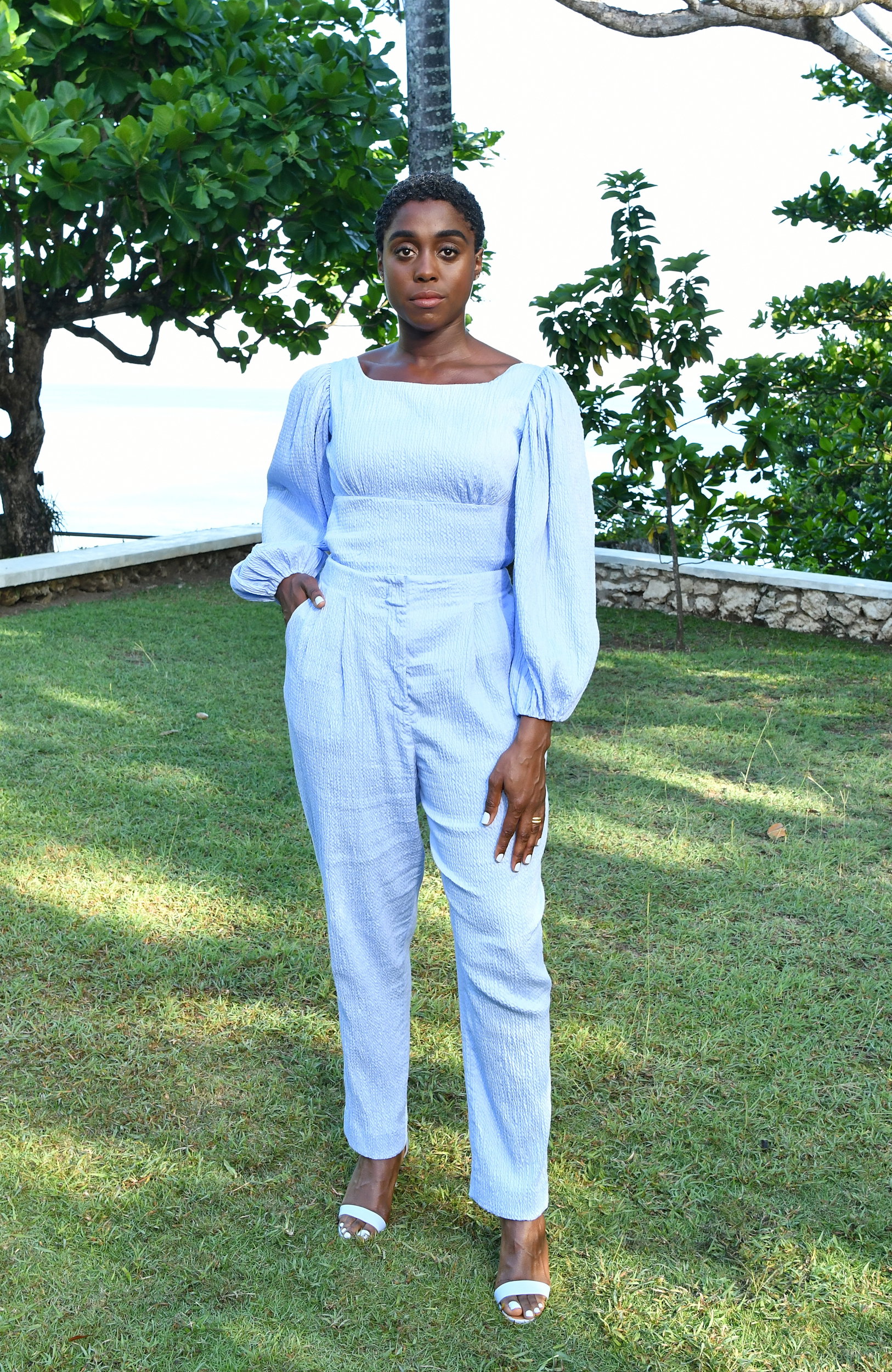 Lashana Lynch na planie Bond 25.