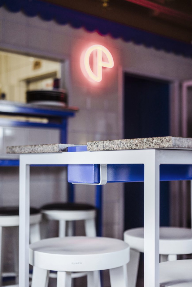 pizza-bar-przyjemnosc-projekt-adam-wiercinski4-e93d099