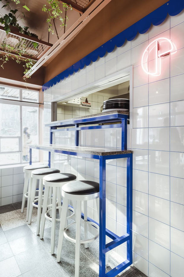 pizza-bar-przyjemnosc-projekt-adam-wiercinski7-80a294d