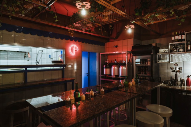pizza-bar-przyjemnosc-projekt-adam-wiercinski15-9b63d1d