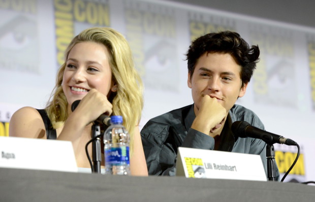 Cole Sprouse i Lili Reinhart na Comic-Con 2019.