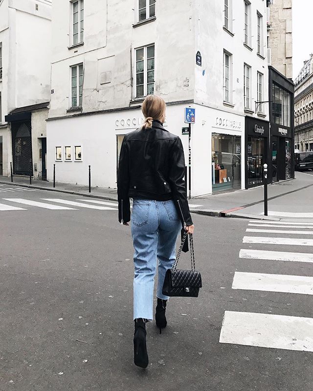@victoriatornegren w modnych jeansach na jesień