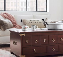 Stolik z przyjaciół od Pottery Barn
