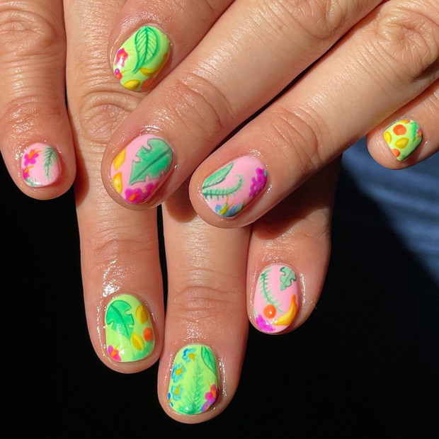 Botaniczny manicure - trendy