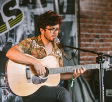 João de Sousa, Scena Dr. Martens