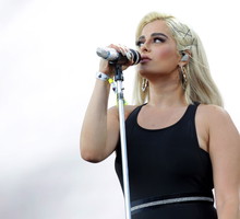 Bebe Rexha usłyszała, że jest za stara na zdjęcia w bieliźnie. Ma 29 lat