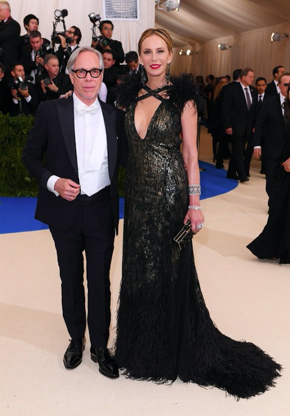 Tommy i Dee Hilfiger - Met Gala 2017