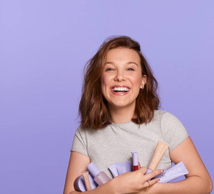 Millie Bobby Brown ma swoją markę kosmetyków wegańskich. Co znajdziemy w ofercie Florence by Mills?