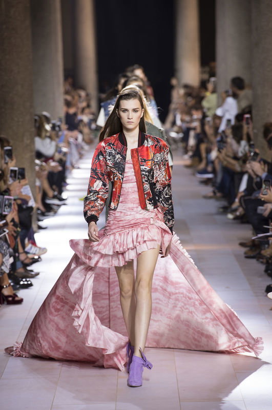 Paul Surridge nowym dyrektorem kreatywnym Roberto Cavalli
