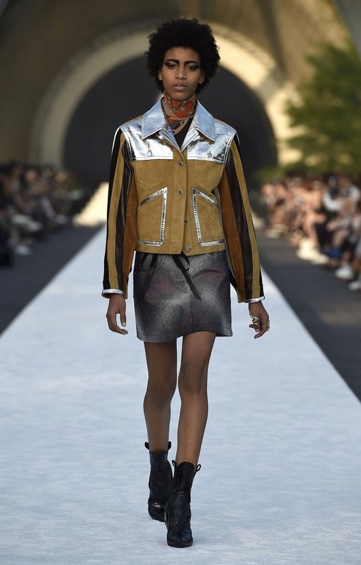 Marynarka metaliczna Louis Vuitton Resort 2018