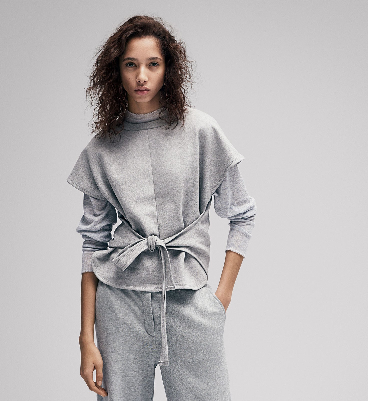 Elegancki dres od Alexandra Wanga