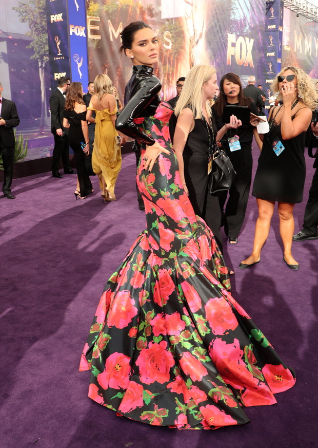 Kendall Jenner na Emmy Awards 2019