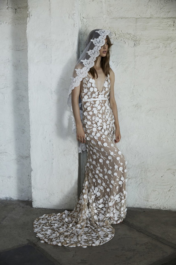 Suknia ślubna For Love & Lemons 2017