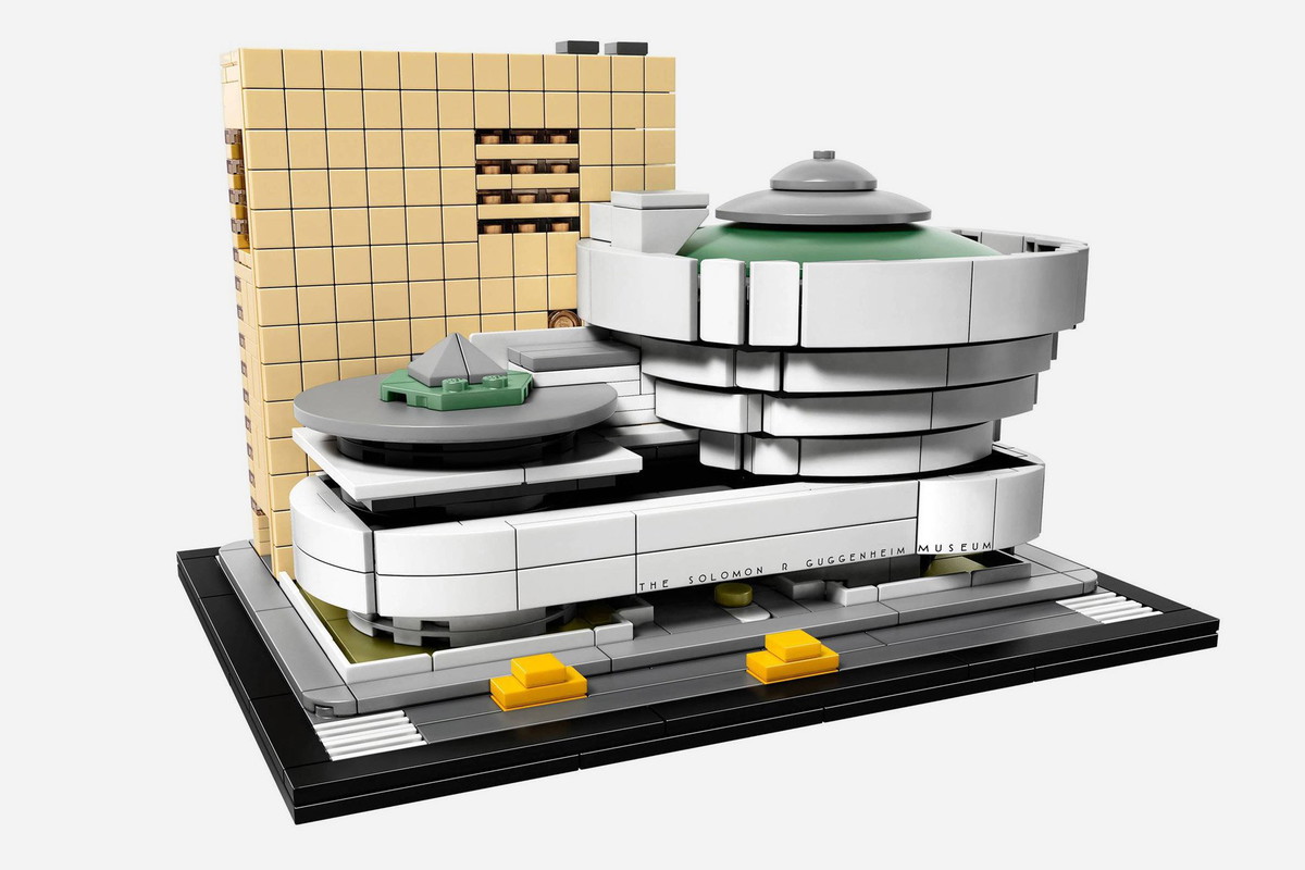Budynek Muzeum Guggenheima w Nowym Jorku z klocków LEGO