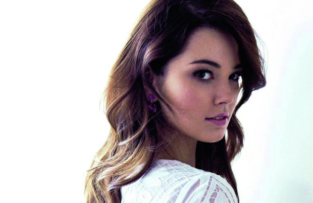 GUESS - Show Your Natural Beauty 2