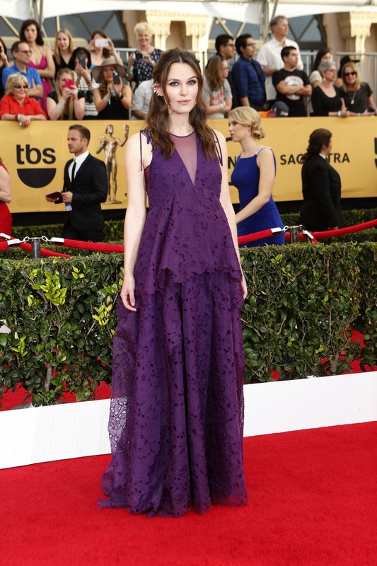 Keira Knightley w sukni Erdem na SAG 2015