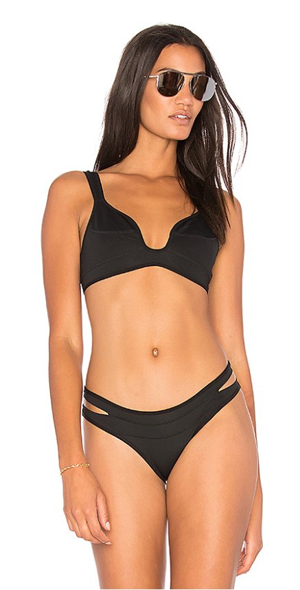 Kendall + Kylie x Revolve, góra 248,98 zł, dół 212,36 zł