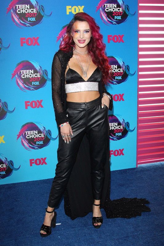 Bella Thorne na Teen Choice Awards 2017