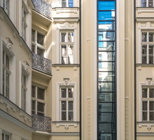 Panoramiczna winda na Foksal 13