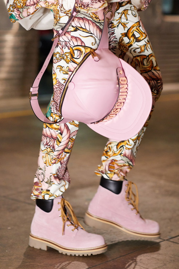 Moschino Prefall 2020 Runway Show - Details