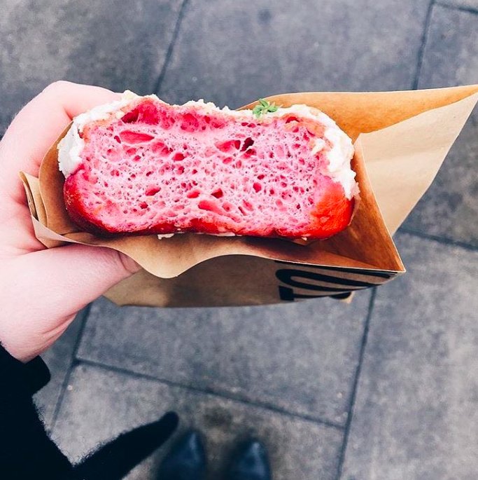 Beetroot donuts - przekonują do buraków
