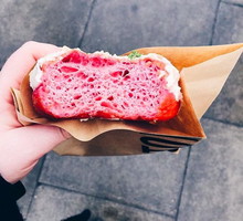 Beetroot donuts - przekonują do buraków