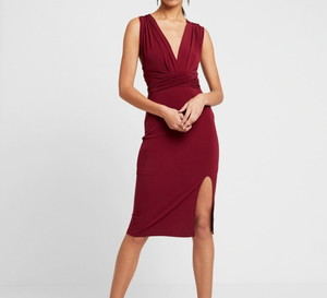 Sukienki na Święta 2019, Zalando, TFNC, 209 zł