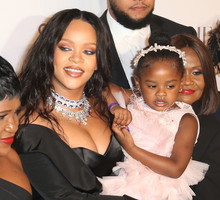 Rihanna na Diamond Ball 2017