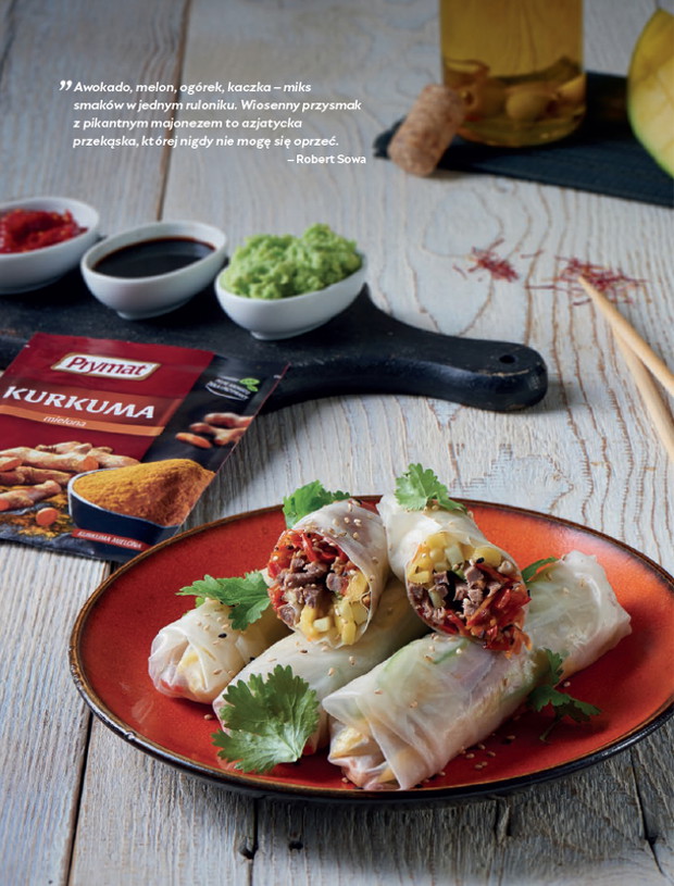 Spring Rolls z piersią z kaczki, awokado i melonem według przepisu Roberta Sowy z książki Mistrz Smaku