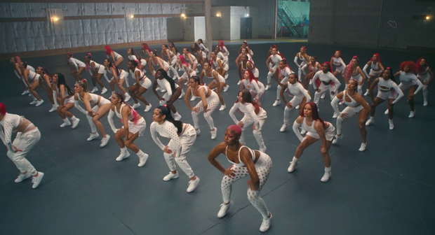 yummy-dance-justina-biebera-w-wykonaniu-parris-goebel-i-sorry-girls6-750a0c2