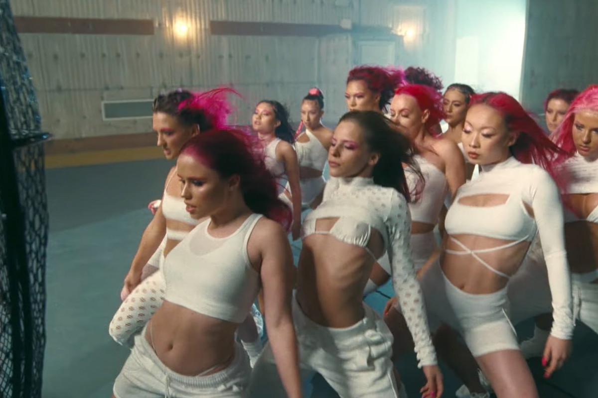 "Yummy" dance Justina Biebera w wykonaniu Parris Goebel i Sorry Girls