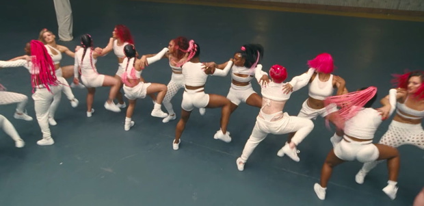 yummy-dance-justina-biebera-w-wykonaniu-parris-goebel-i-sorry-girls-eff45df