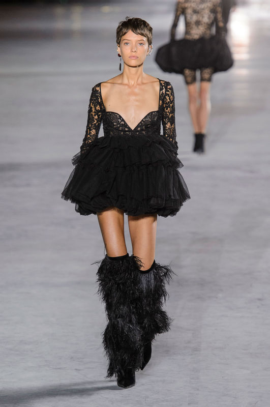 Pokaz Saint Laurent wiosna-lato 2018
