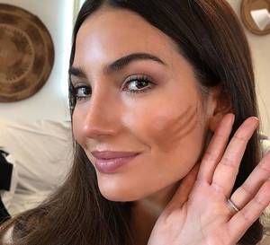 Cat contouring - nowa technika konturowania twarzy, której używają makijażyści gwiazd