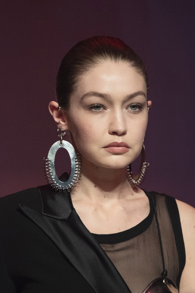 Modna biżuteria 2020: wybiegi haute couture