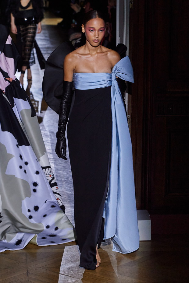 Suknie z pokazów haute couture wiosna-lato 2020