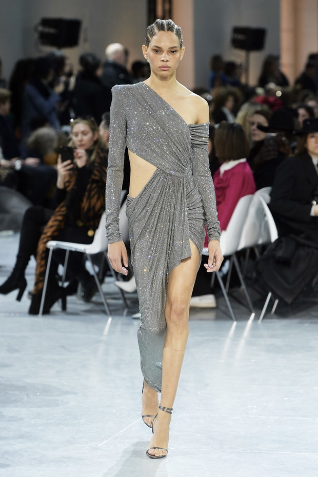 Suknie z pokazów haute couture wiosna-lato 2020