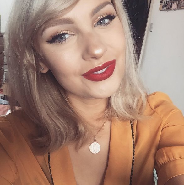 Laura Cadman, 20-letnia studentka z Newcastle wygląda jak Taylor Swift?