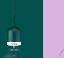 Lampy Pantone