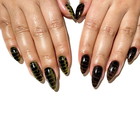 Modne paznokcie na wiosnę 2020: Crocodile Print Nails