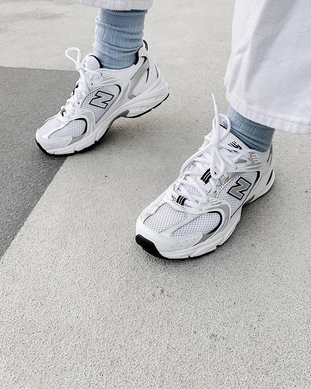 Modne sneakersy
