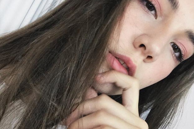 Włada Dziuba nie żyje. 14-letnia modelka zmarła w wyniku przepracowania?