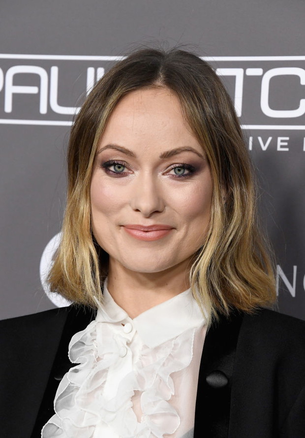 Olivia Wilde w falowanym bobie