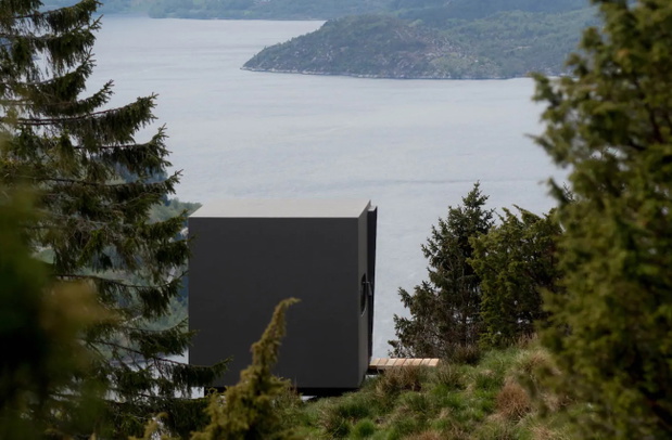 birdbox-w-norwegii-niedaleko-foerde6-1a4f595