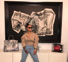 Rihanna w butach Jimmy Choo